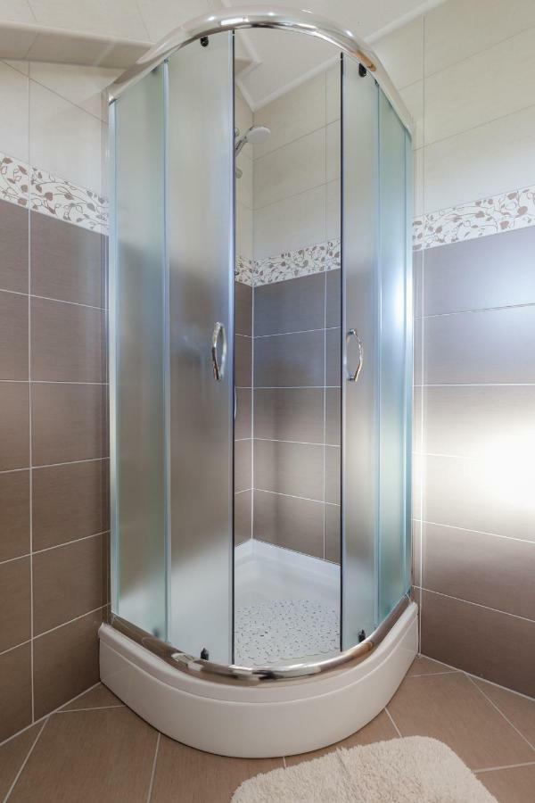 Apartment Ivan & Iva Gornji Vaganac ภายนอก รูปภาพ