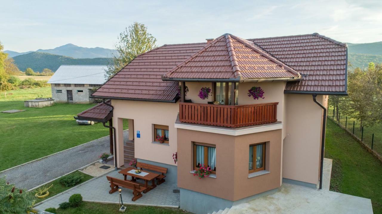 Apartment Ivan & Iva Gornji Vaganac ภายนอก รูปภาพ