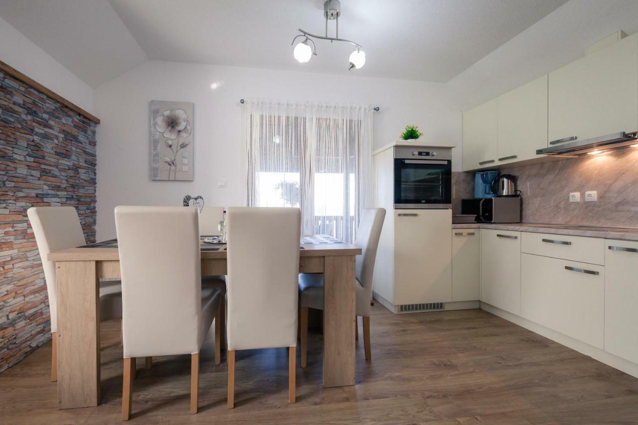 Apartment Ivan & Iva Gornji Vaganac ภายนอก รูปภาพ